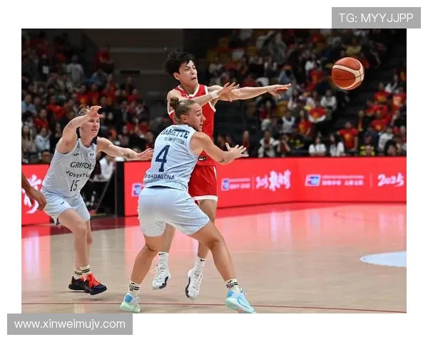 中国队热身赛安排揭晓，状态备战新赛季值得关注