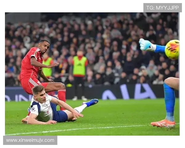 英超赛季进入白热化阶段，争冠局势愈发紧张，球队表现备受关注